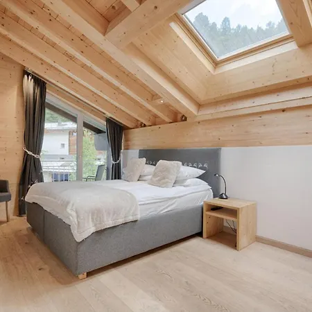 Tuftra Penthouse 4 Guests * Zermatt